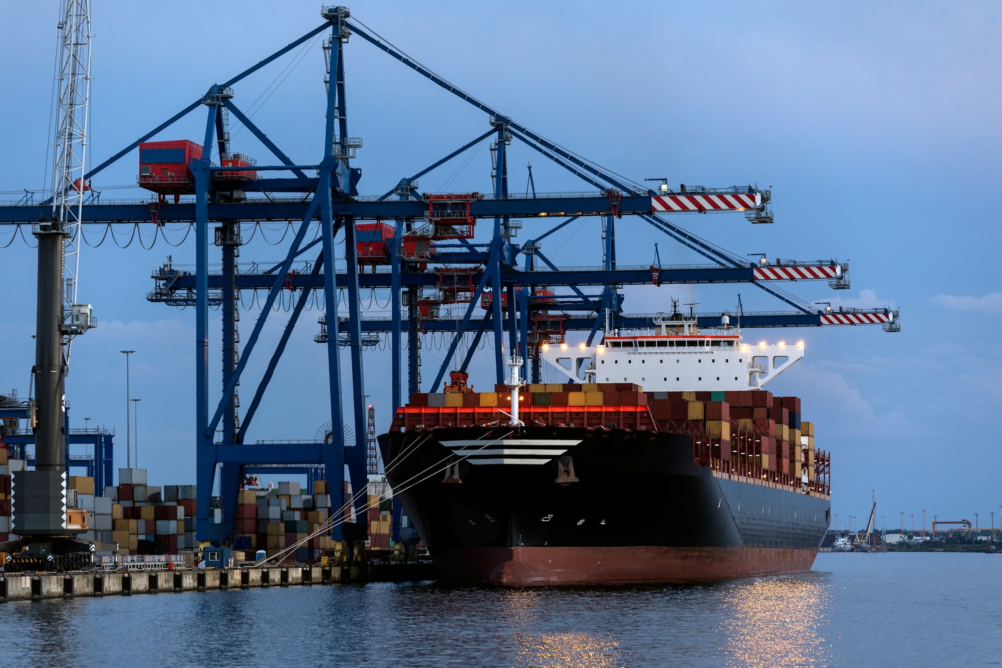 Shipping - Loading a container ship